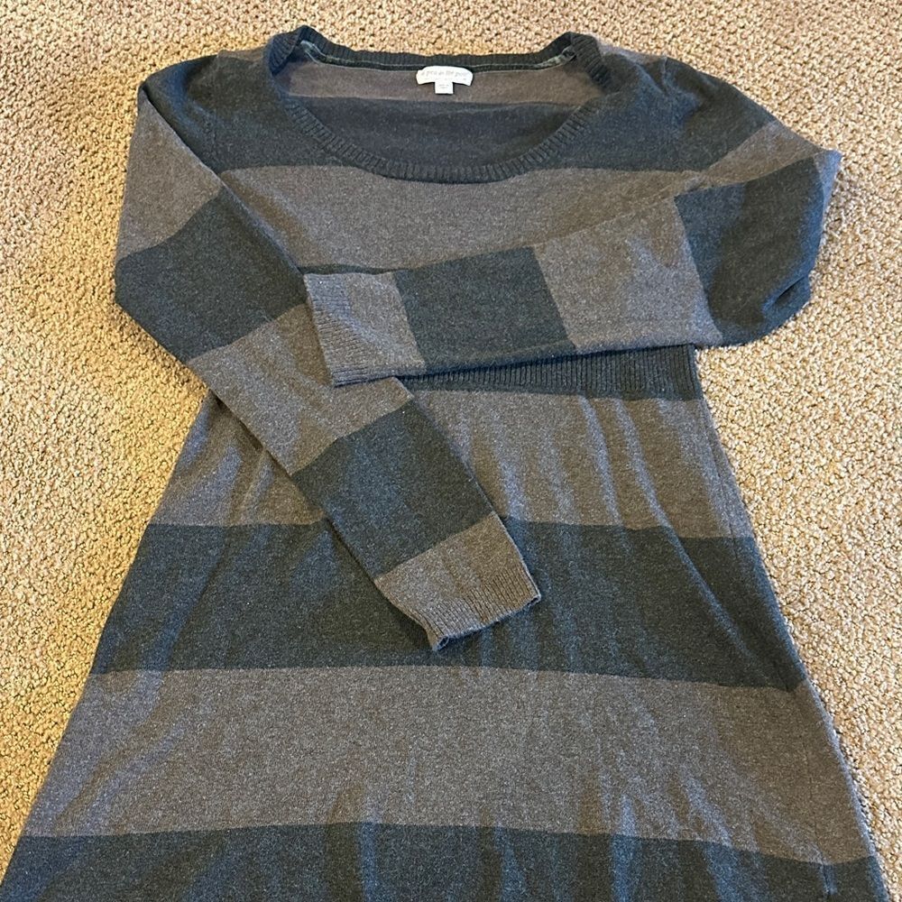 A Pea in a Pod Women's Maternity Tops - Set of 3 Stripes & Animal Print Small - Picture 4 of 4